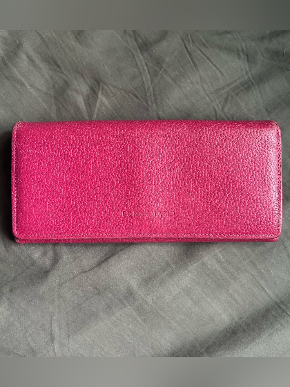 Longchamp Le Foulloné long leather wallet in pink fuchsia